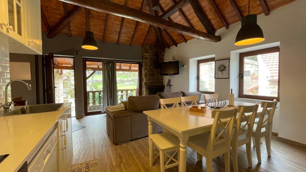 Farm stay Aldeia De Pontes -