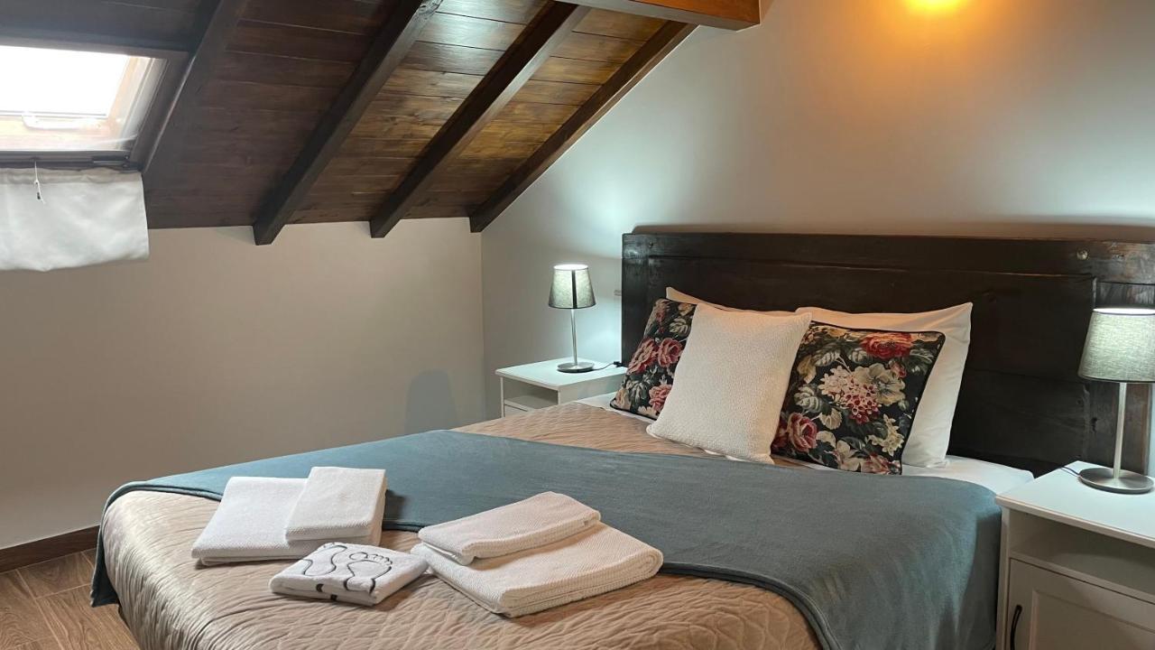 Aldeia De Pontes - Farm stay *