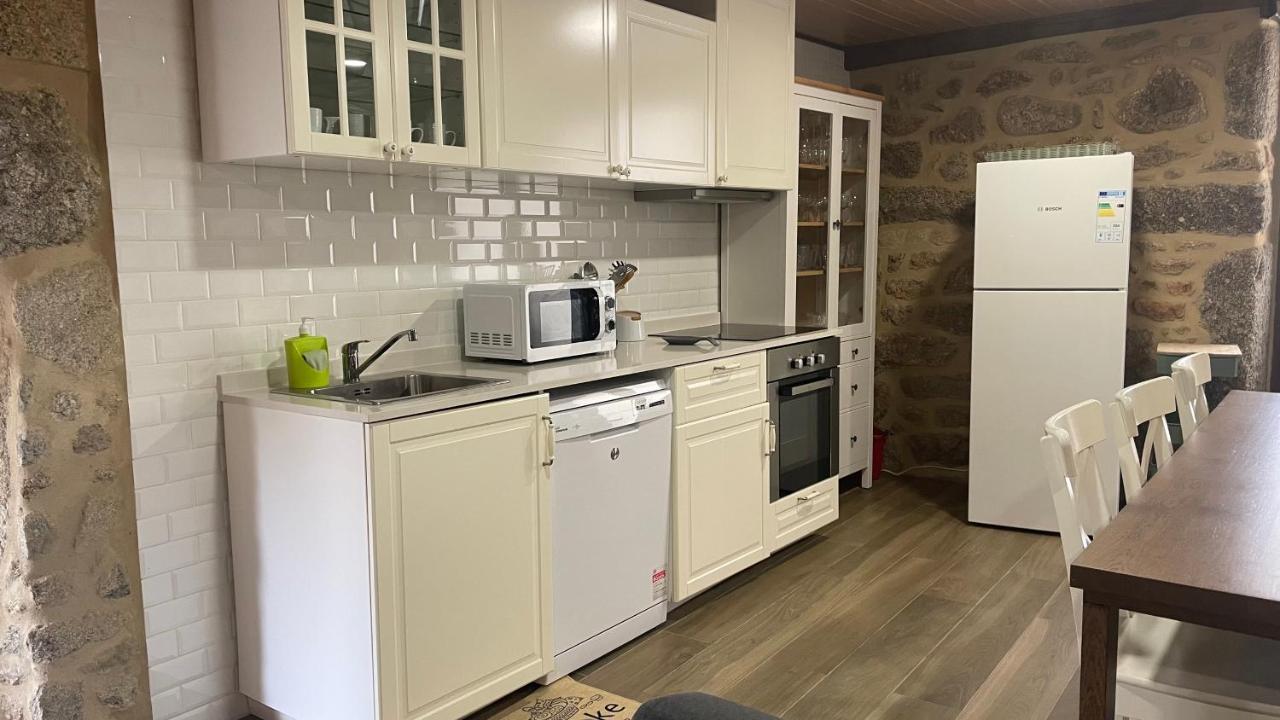 Farm stay Aldeia De Pontes - *